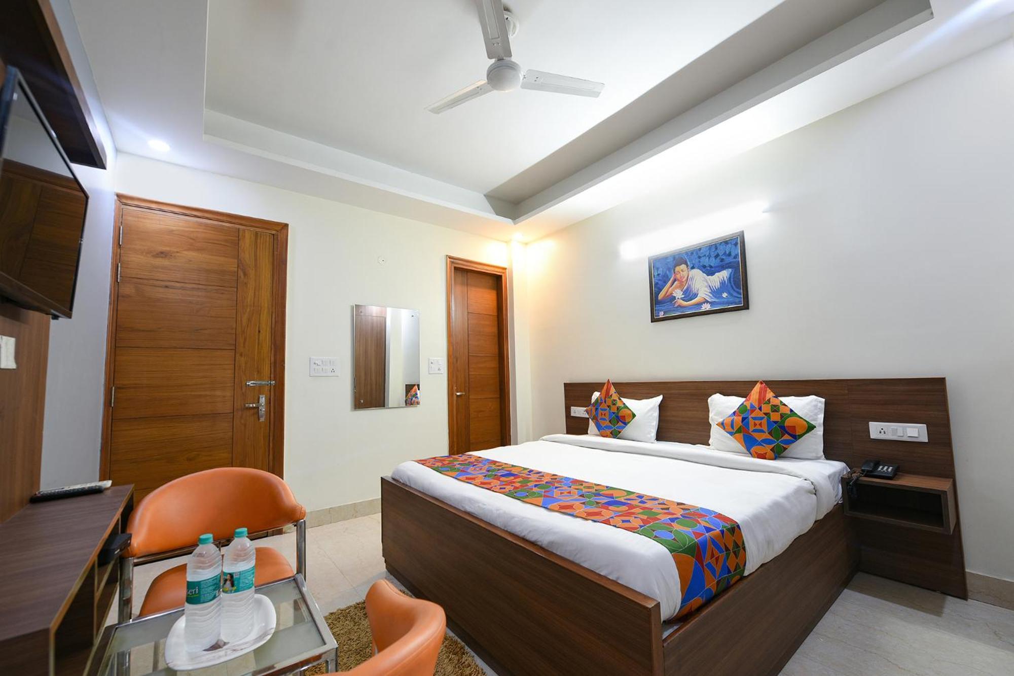 Fabhotel Indian I Gurgaon Buitenkant foto