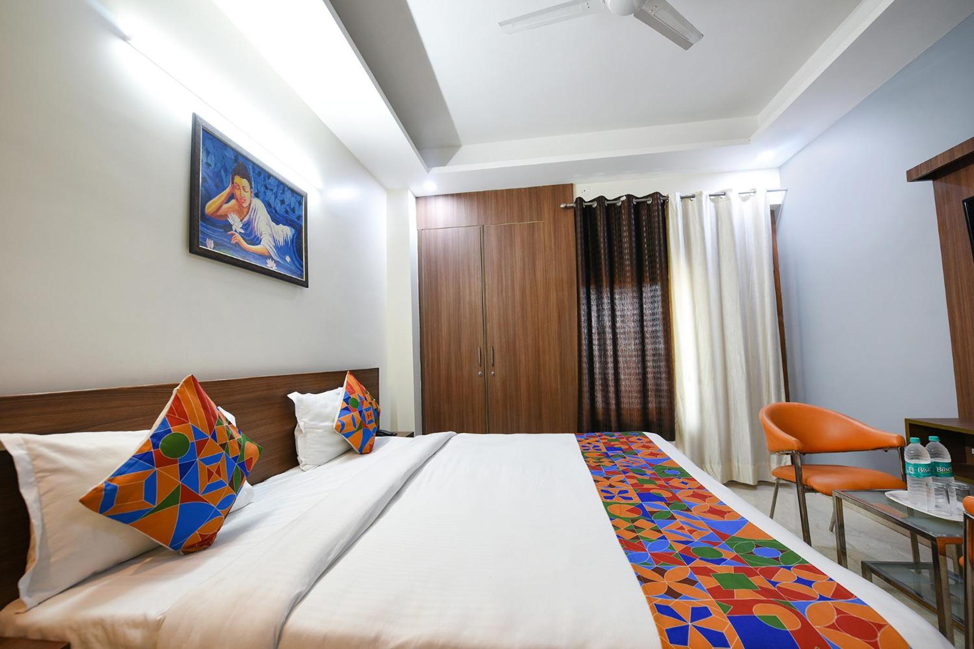 Fabhotel Indian I Gurgaon Buitenkant foto